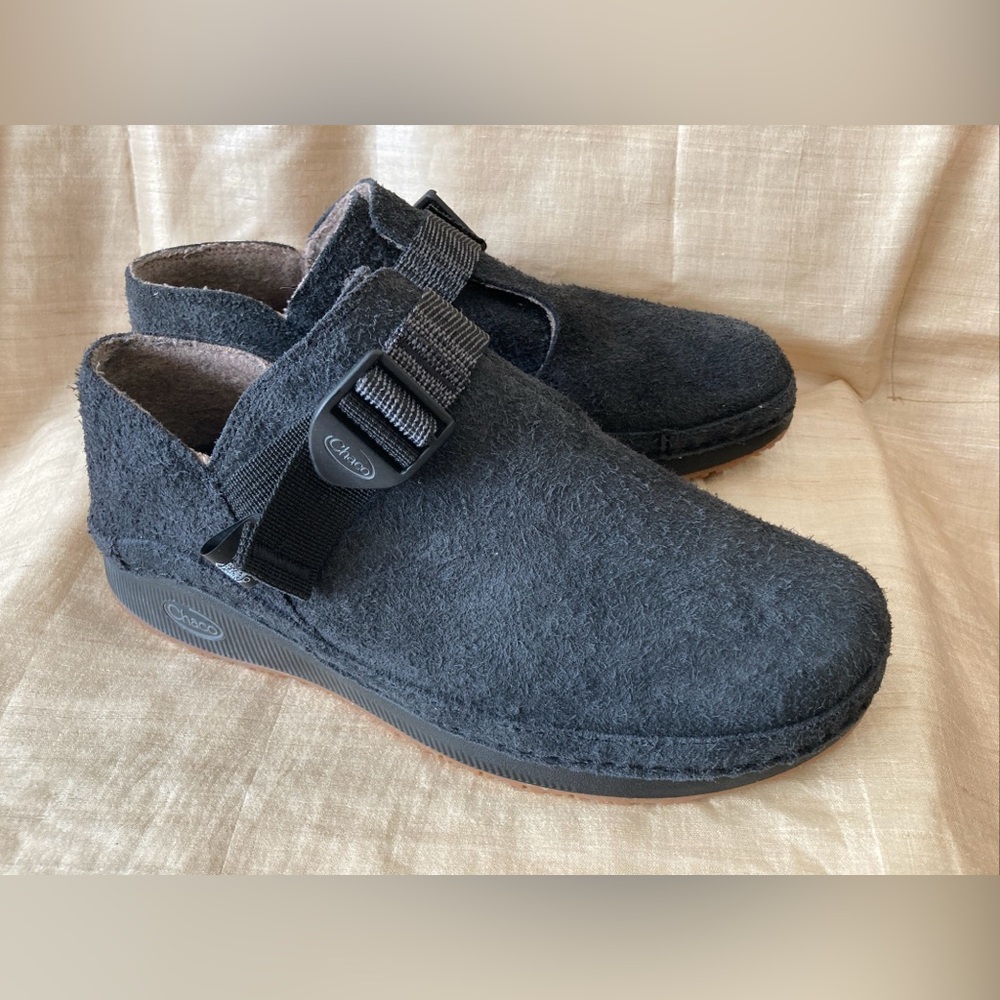 Chaco Paonia Women’s Suede Slip On Shoes Wool Lining Size 9